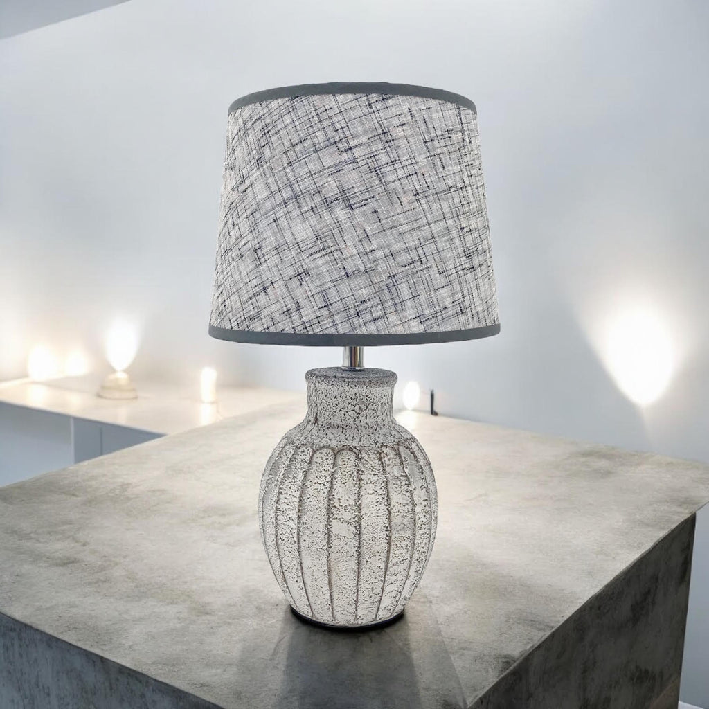 44X15X15CM TABLE LAMP