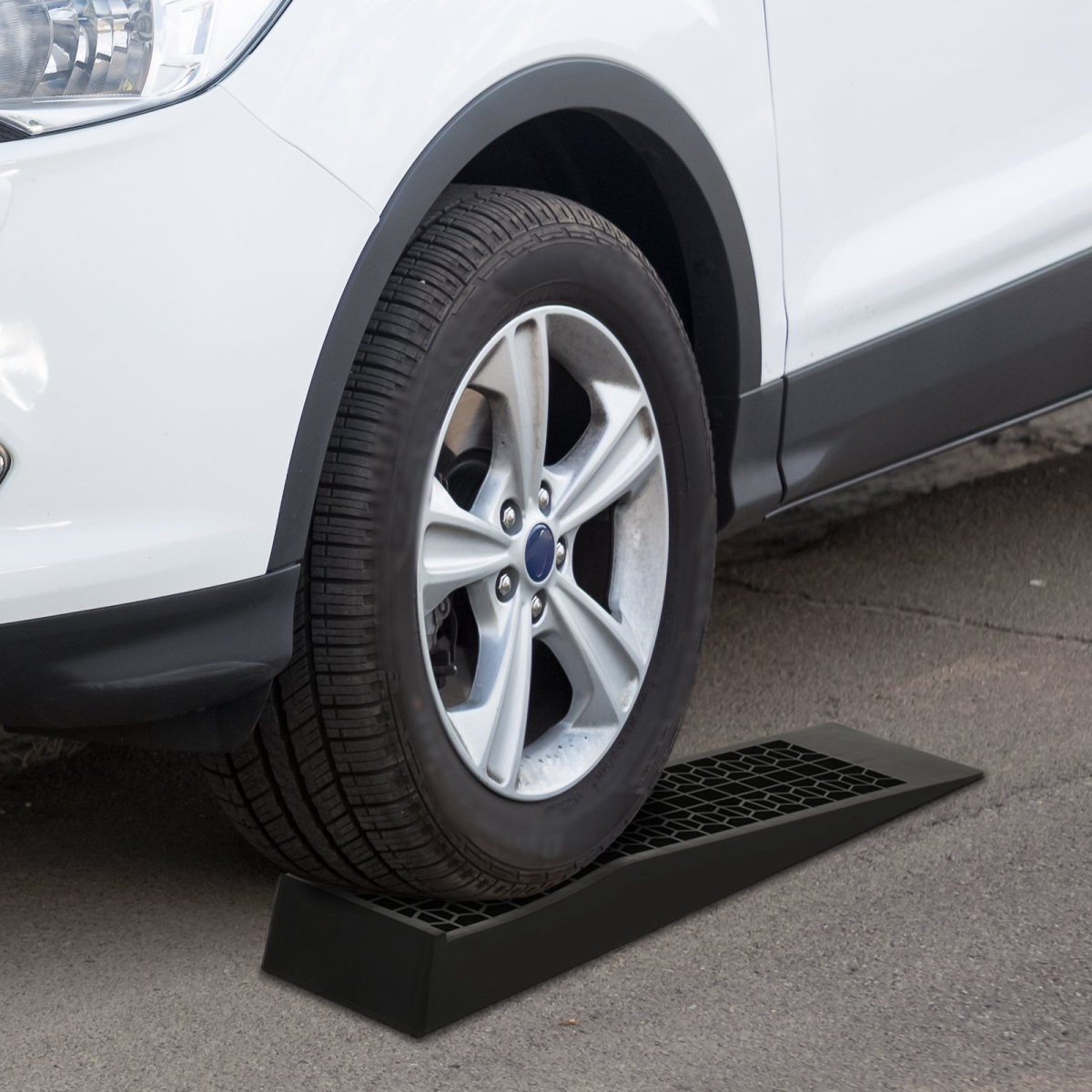 Heavy-Duty Plastic Curb Ramps - Set of 2 - Anti-Slip Surface - 3000kg Capacity