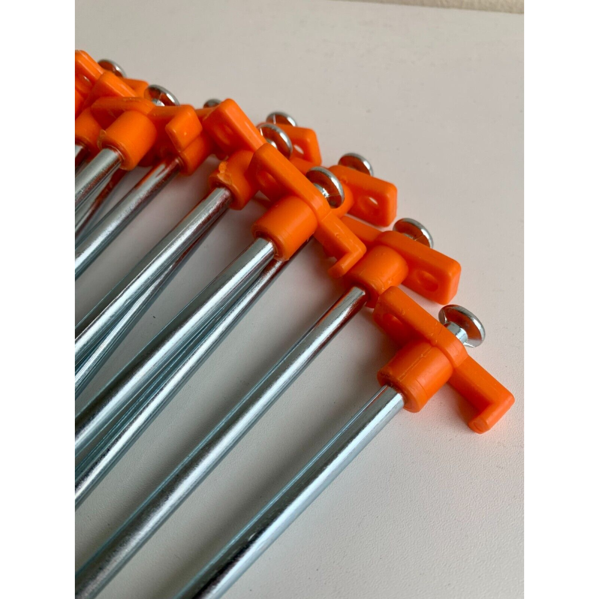 20 x Heavy Duty Hard Ground 25cm Rock Peg Hi Vis Hook Top Camping Awning Tent