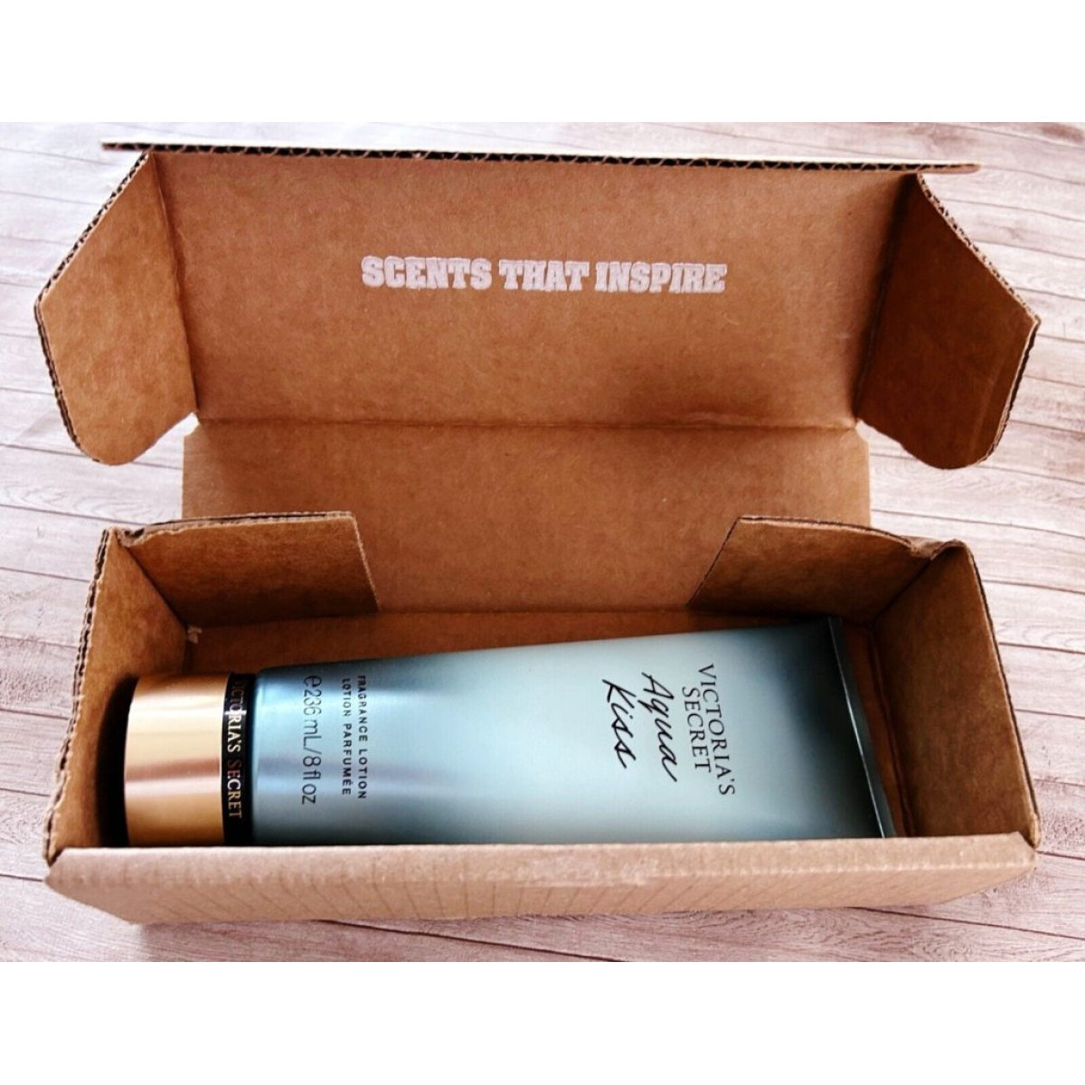 Victoria's Secret Aqua Kiss Body Lotion 236ml