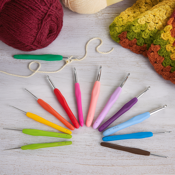 12-Piece Ergonomic Crochet Hook Set for Comfort & Efficiency