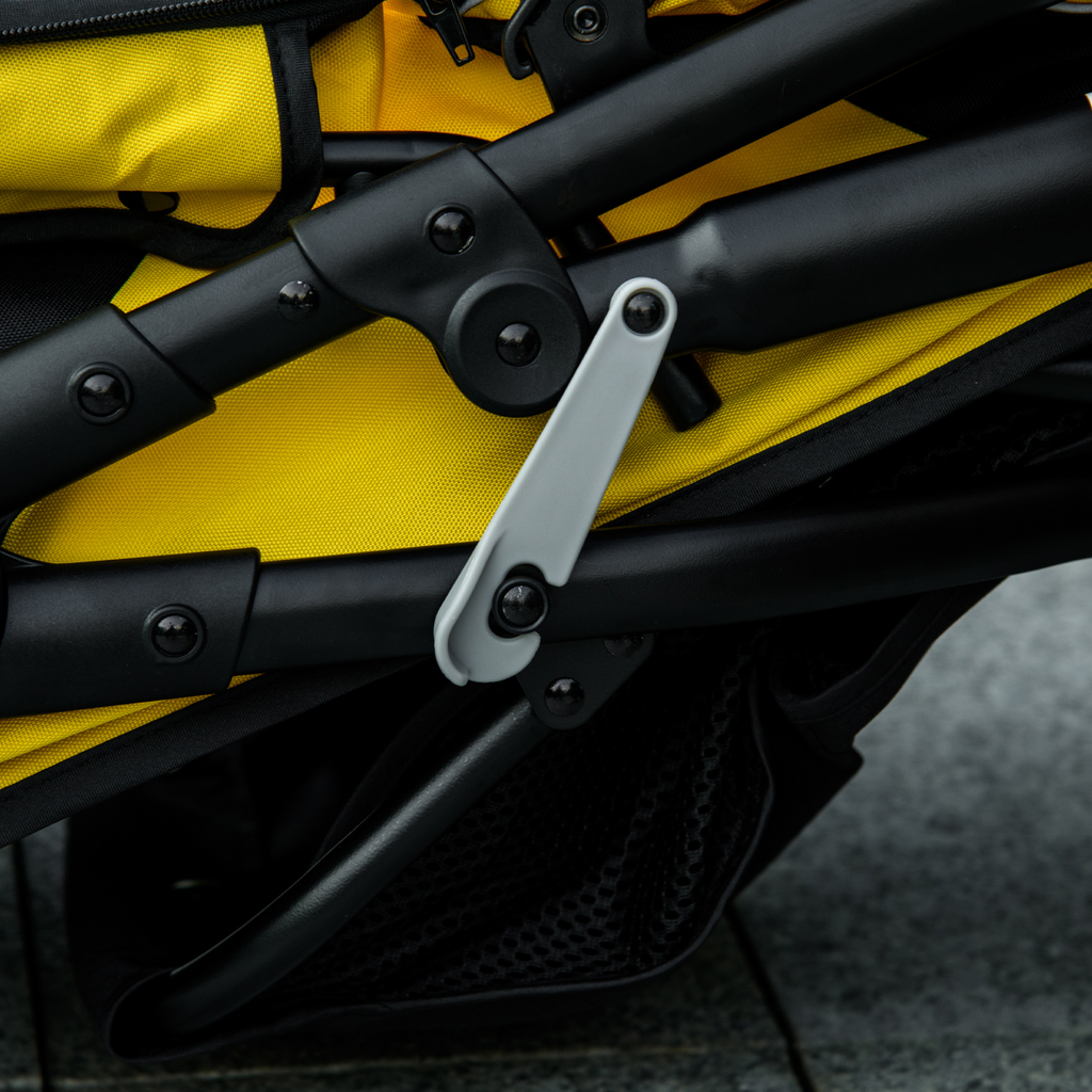 PawHut 3 Wheel Pet Stroller, for Medium Small Dogs, Foldable Cat Pram - Yellow