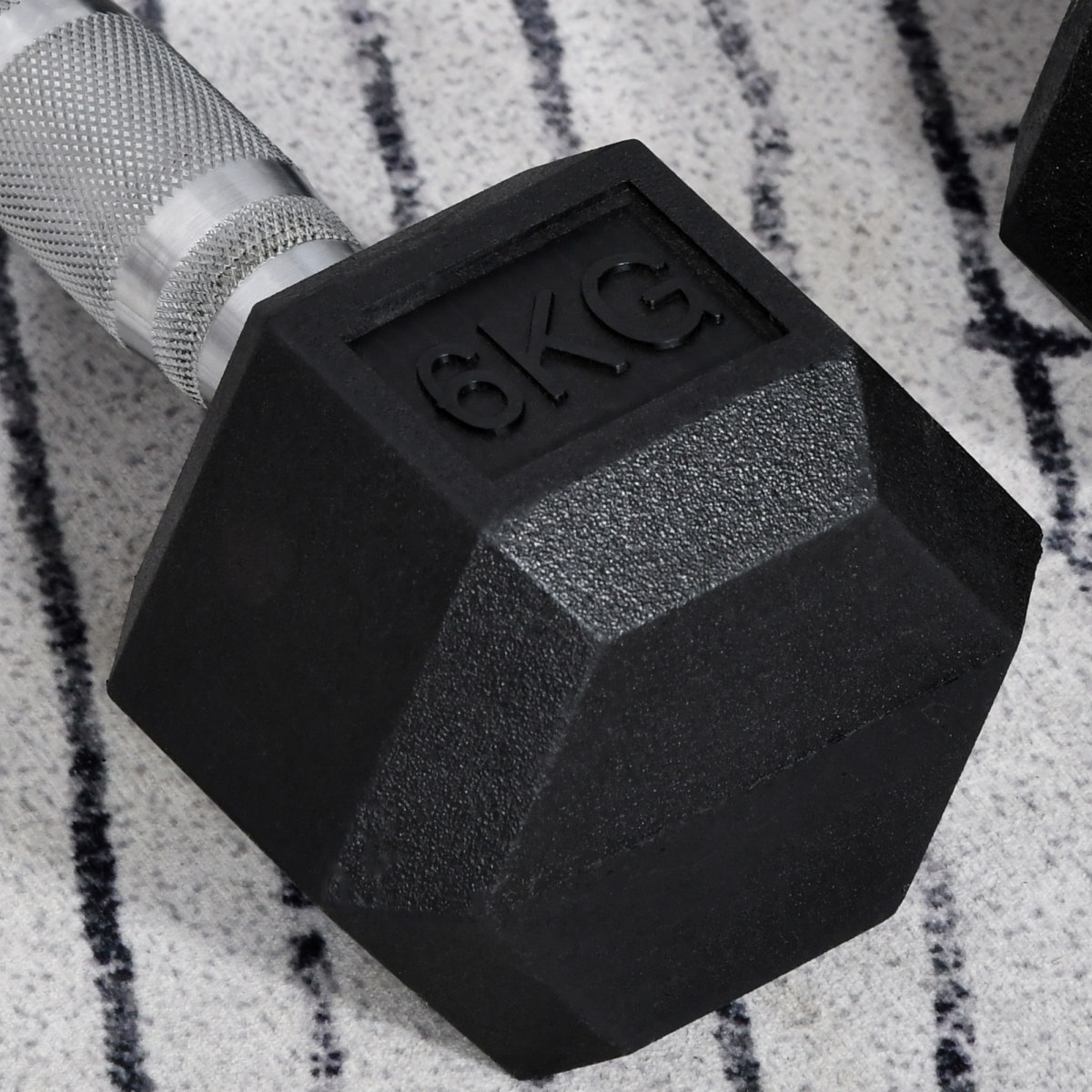 Hexagonal dumbbells 2x6kg for weight lifting, showcasing the ActiveGear design for home fitness workouts.
