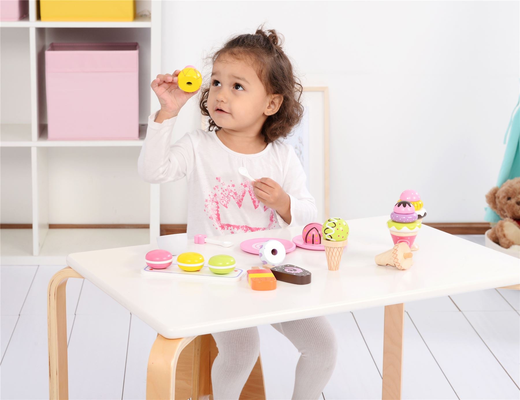 LELIN FunZone ice cream set with colorful cones, scoops, and accessories, perfect for imaginative play.
