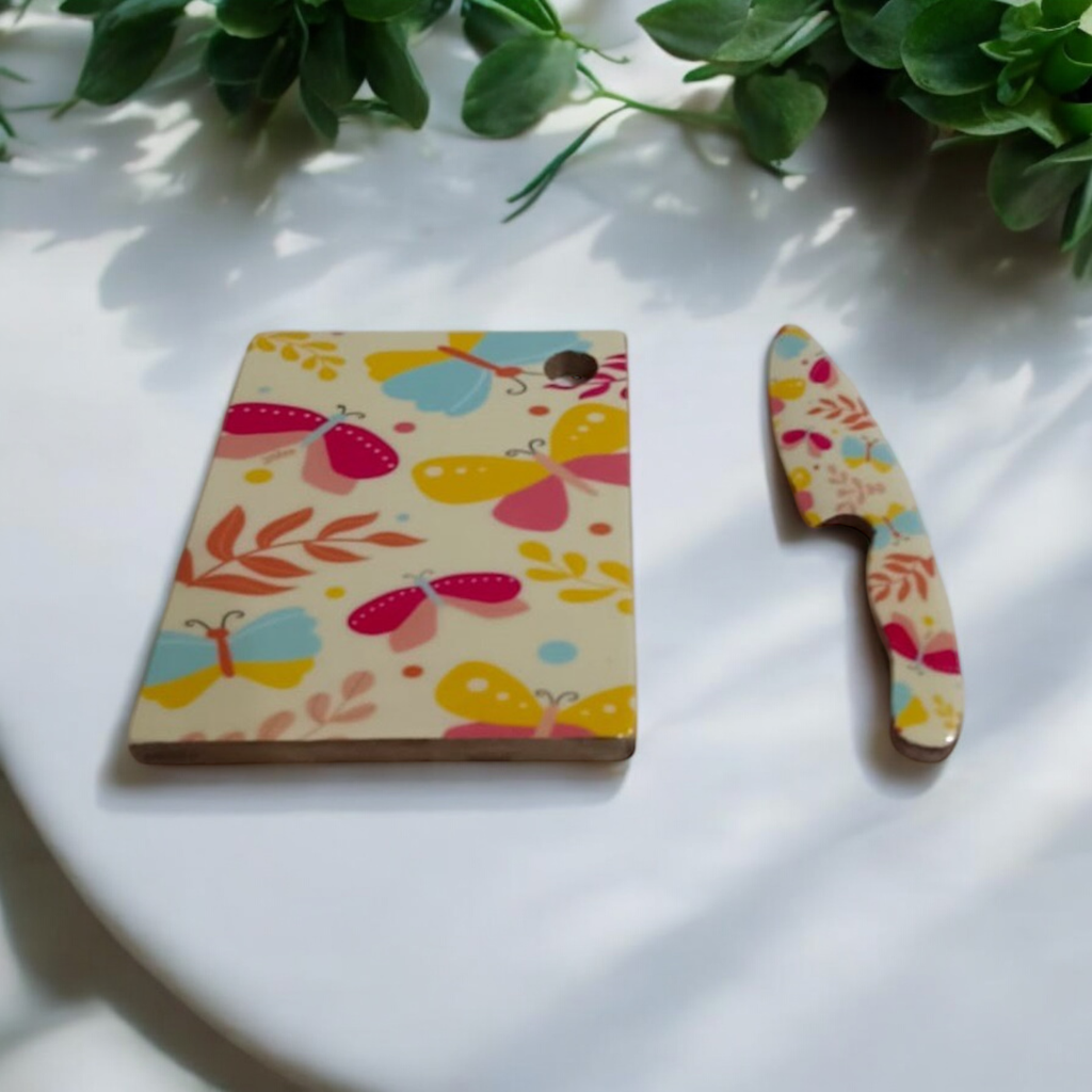 23CM CHOPPING BOARD WITH KNIFE