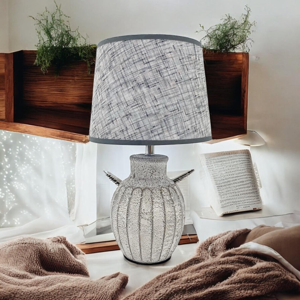 44X15X15CM TABLE LAMP