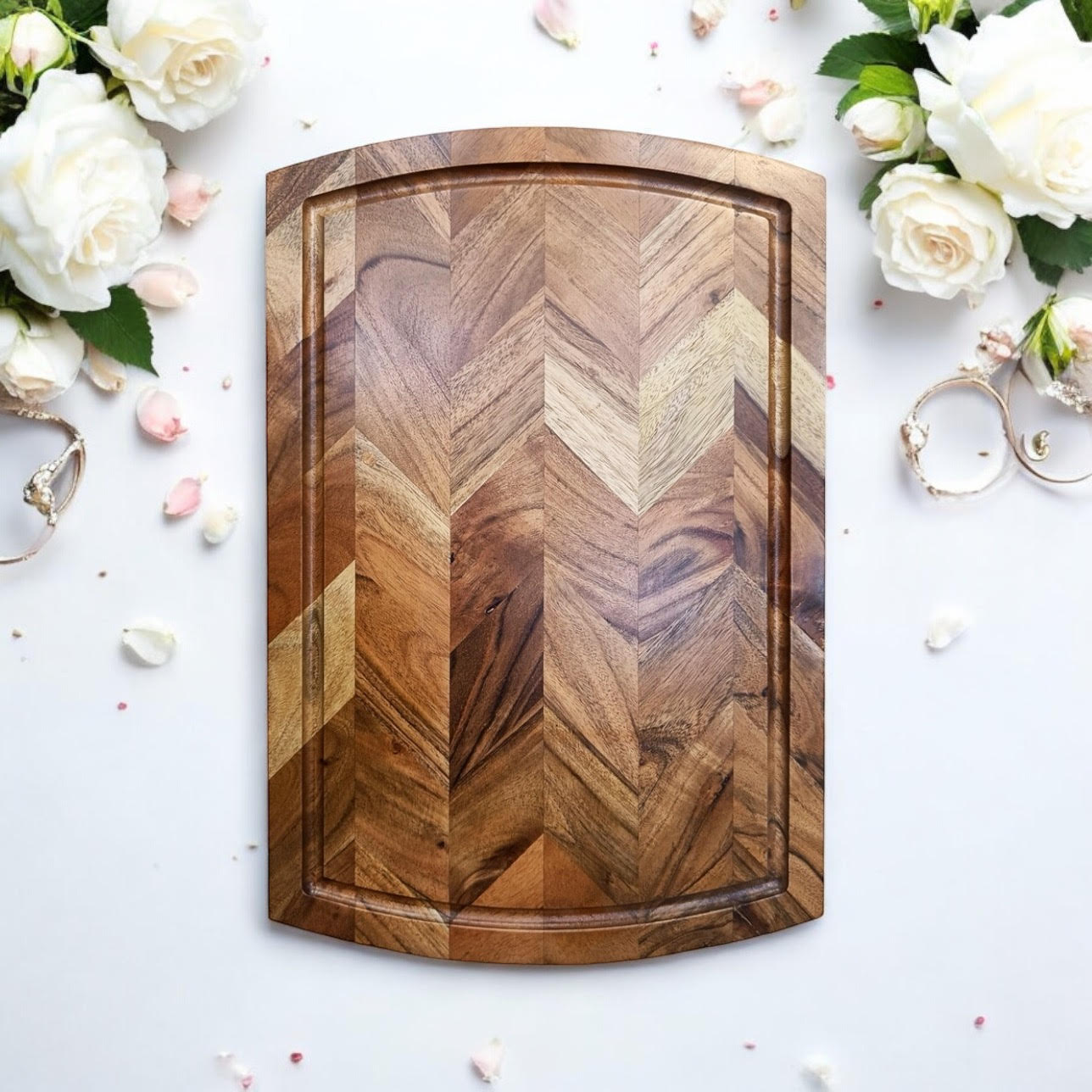 46CM WOODEN CHEVRON CHOPPING BOARD