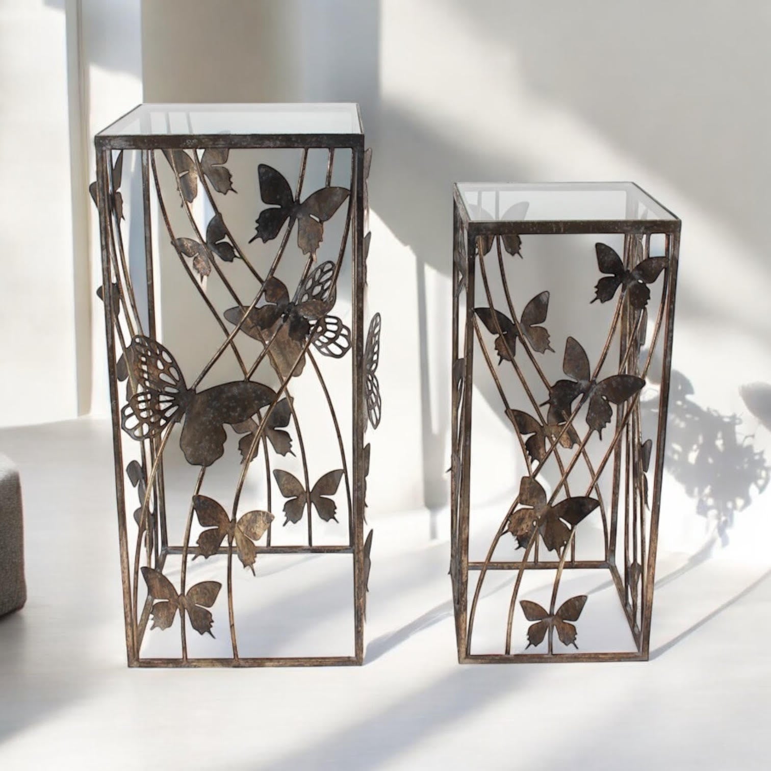 Set of 2 Metal Tables with Butterfly Design - 75cm & 64cm - AKGOmniShop