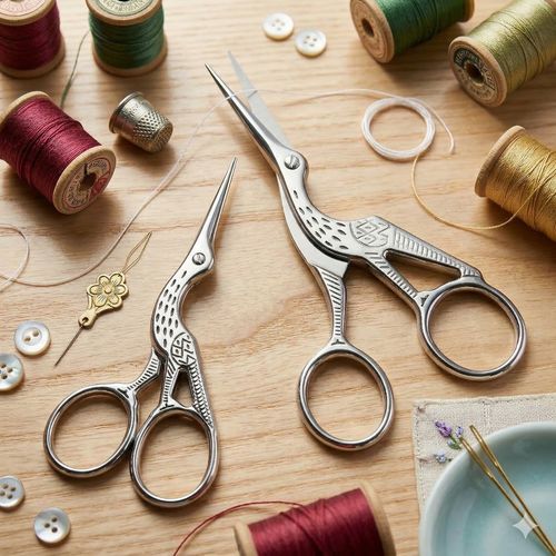 Vintage-Inspired Stork Design Scissors (Set of 2)