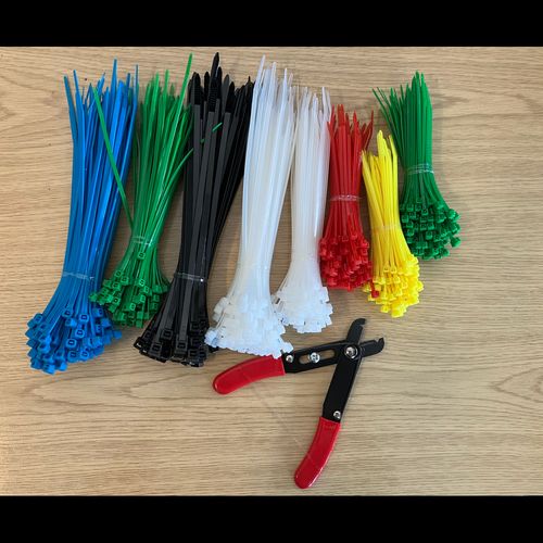 800-Pack Durable Cable Ties with Built-In Cutter for Quick, Neat Cables